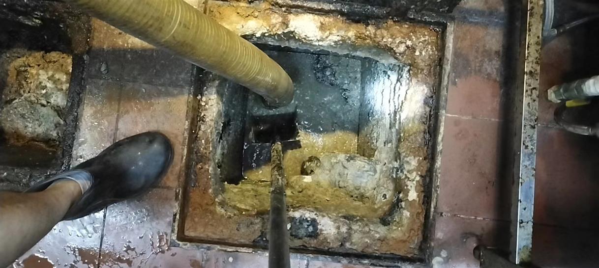 万宁化油池清理-污水池清掏